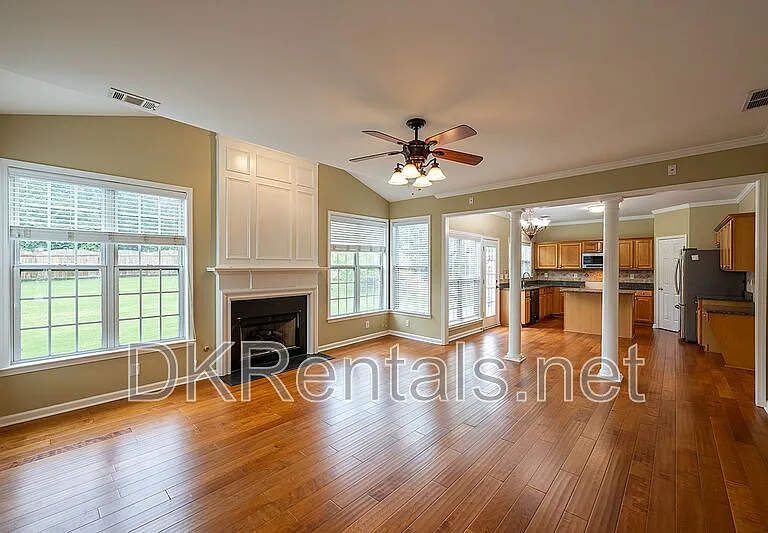 804 Araya Ct — Photo 14