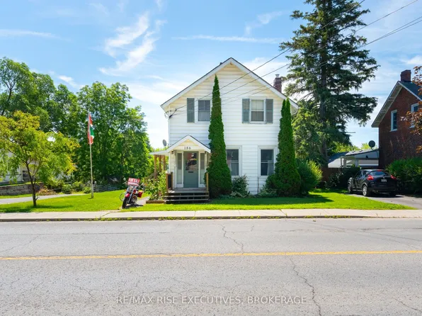 186 Bridge St W, Greater Napanee, ON K7R 2E4