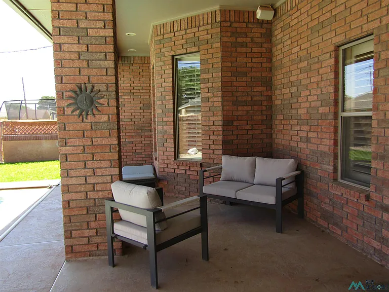 2104 W Ray Ave — Photo 38