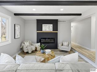 21416 Shamrock Cir, Elkhorn, NE 68022