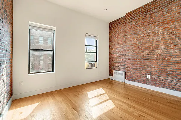 Rented by Compass | media 7