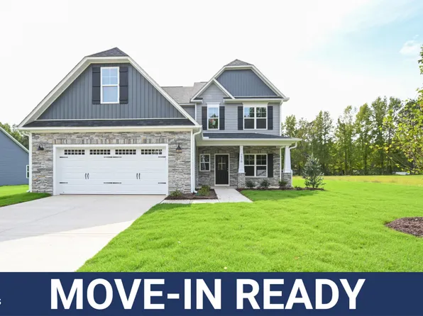 236 Abingdon Farms Dr, Selma, NC 27576