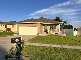 1103 Blue Stem Cir, Norfolk, NE 68701