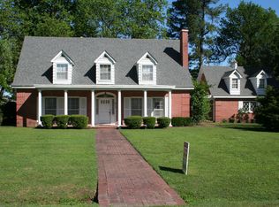 817 NW 4th St, Walnut Ridge, AR 72476