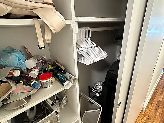 5th image of 311 E 25th St APT 2C