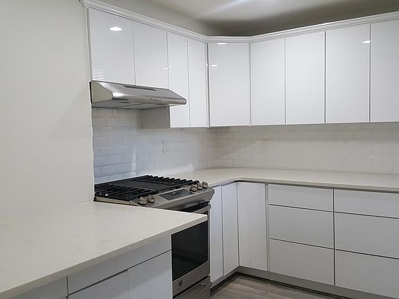 Ice Land with Quartz