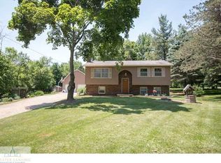 13257 Lawson Rd, Grand Ledge, MI 48837