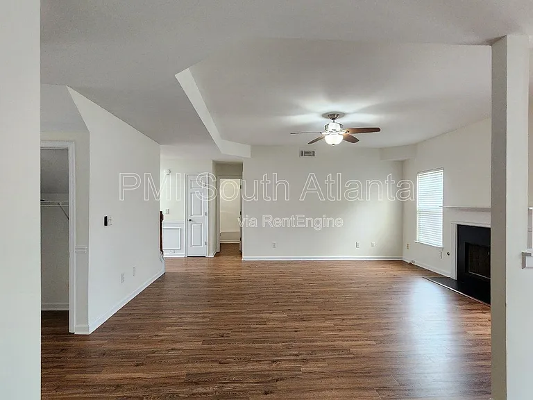 2551 Wrangler Dr SW — Photo 35