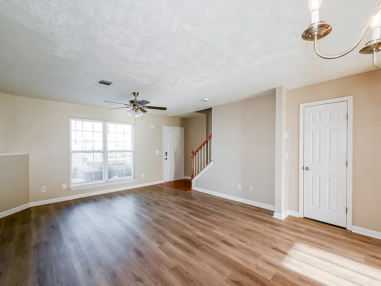 8021 Logan Dr — Photo 4