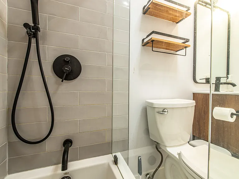 2707 N Halsted St #3 — Photo 42
