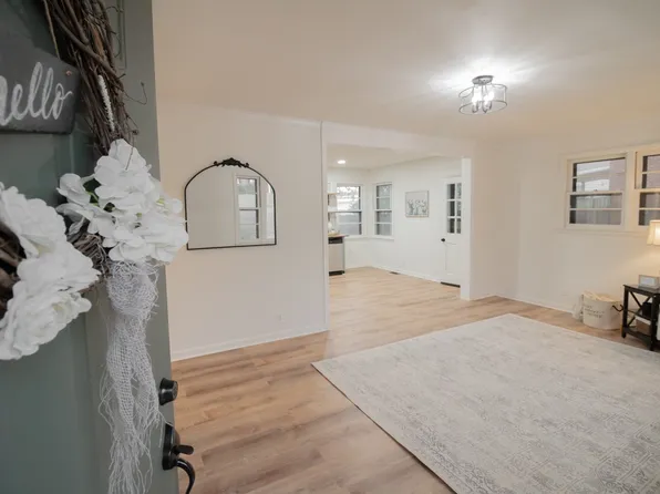 2907 Dunmore Dr, Nashville, TN 37214