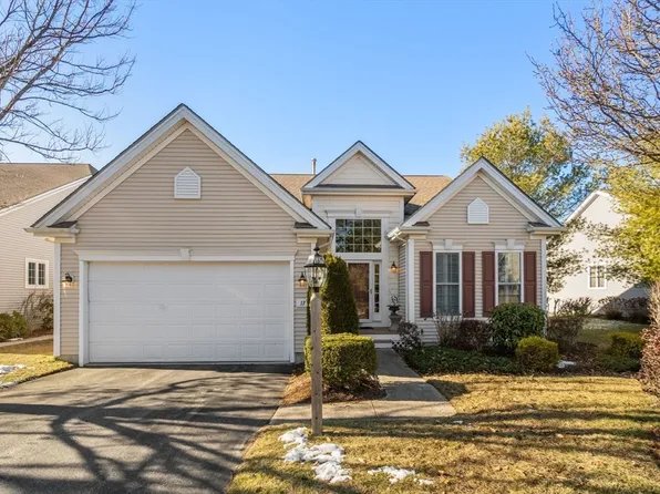 17 Belltree, Plymouth, MA 02360