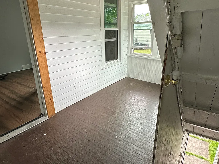 1008 Wallace St #4 — Photo 7