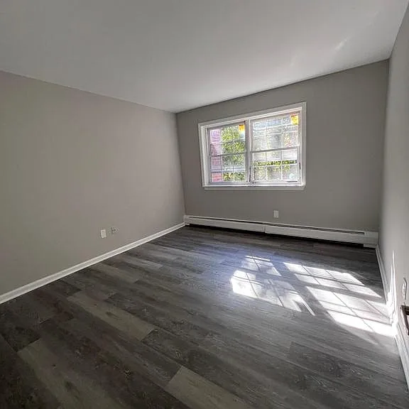 511 Garnet Dr — Photo 12