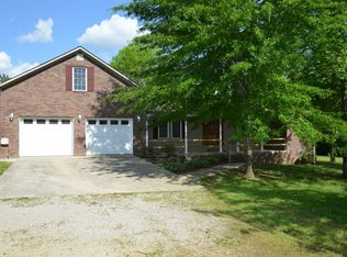 2255 Shady Grove Rd, Russellville, AL 35653