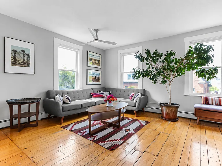 246 Cypress St #4 — Photo 1