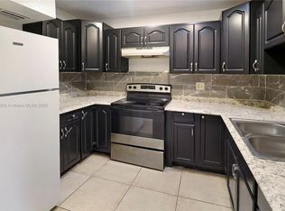 5975 NW 25th Ct #213, Fort Lauderdale, FL 33313