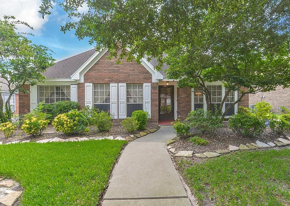 1st image of 19730 Bambiwoods Ct