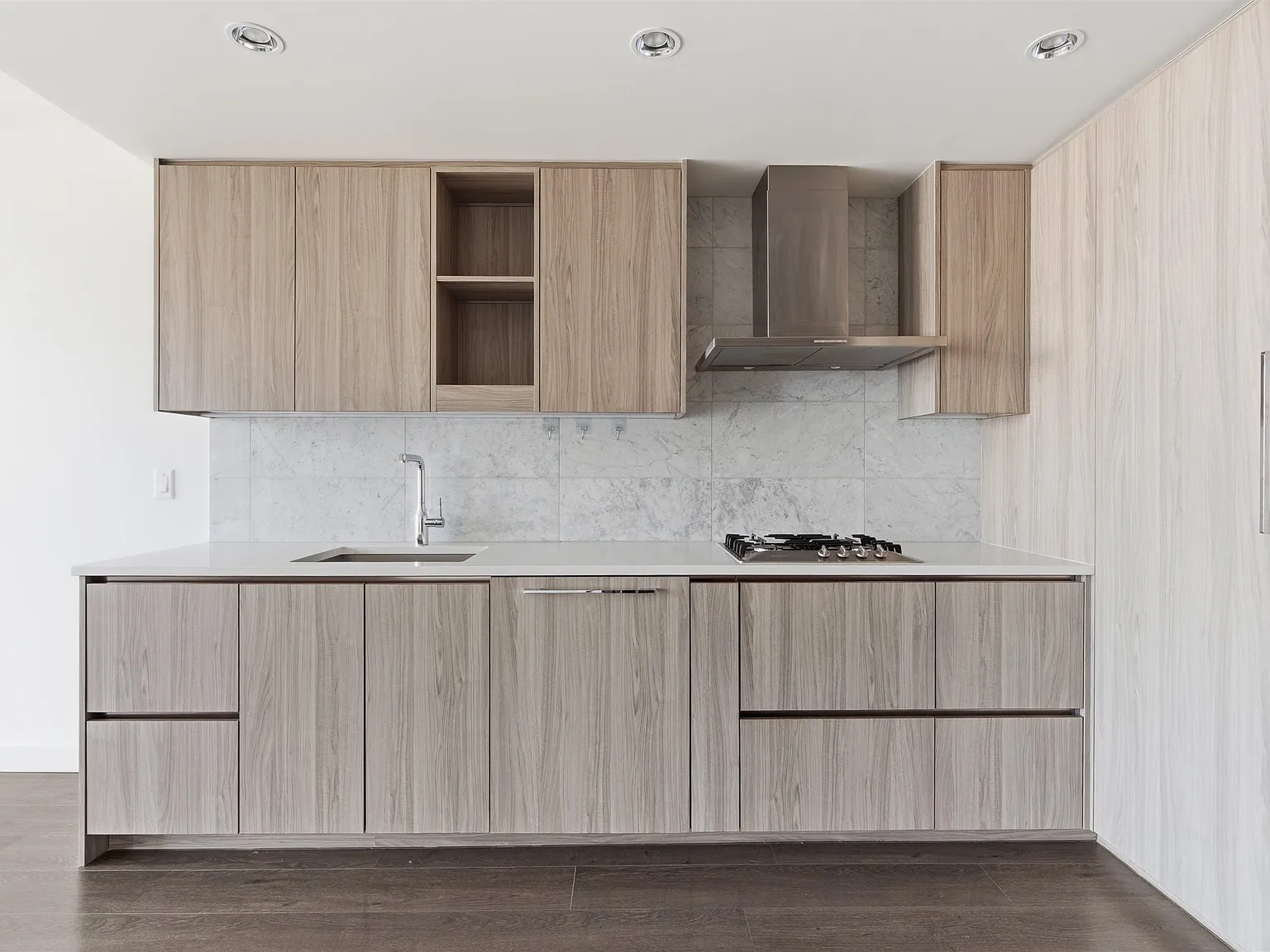 1 bed, 586 sqft, $2,900 — Photo 4
