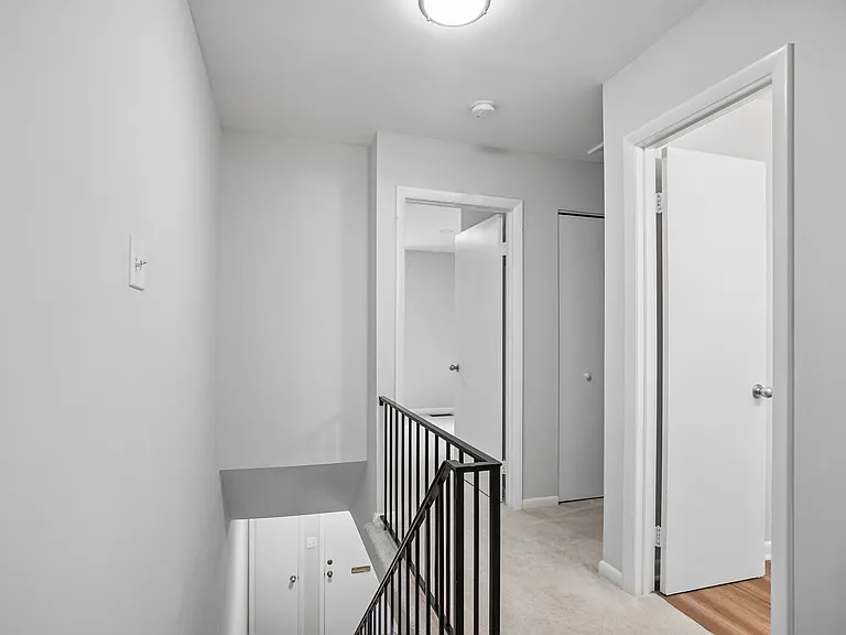 5128 Cliffhaven Dr — Photo 18