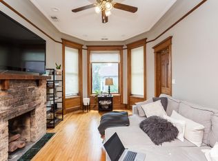 1032 W Roscoe St #O3, Chicago, IL 60657