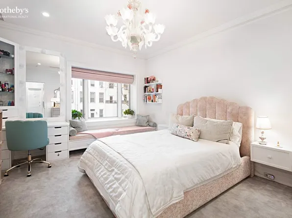 67 East 82nd Street image 14 of 25