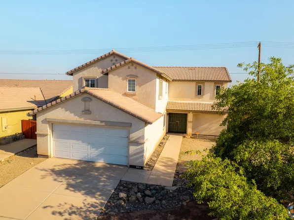 1004 Fieldbrook Ct, Imperial, CA 92251