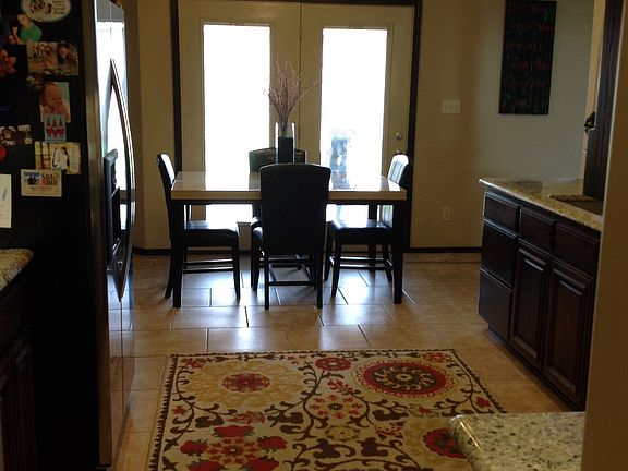 5th image of 2801 Melina Dr