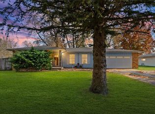 102 Huntington Park, Catlin, IL 61817