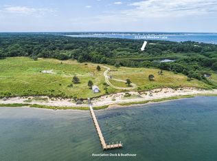 35 Cove Meadow Ln, Edgartown, MA 02539