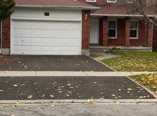 46 Canmore Blvd, Toronto, ON M1C3W2