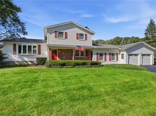 122 Rocmar Dr, Rochester, NY 14626