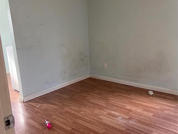 3rd image of 1144 Northdale Ave