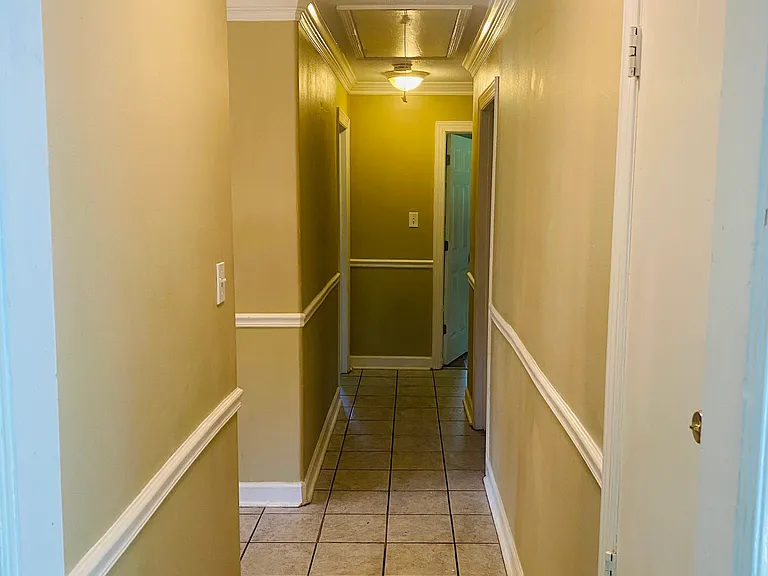 37 Port Royal Dr — Photo 2