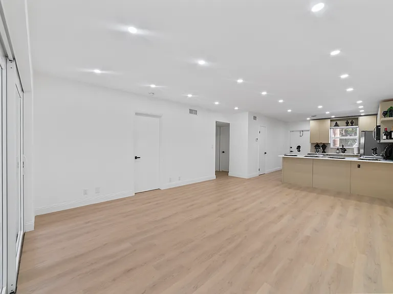 4812 NE 23rd Ave #3 — Photo 21