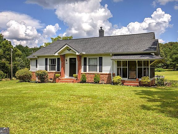 2nd image of 2135 Bellview Rd