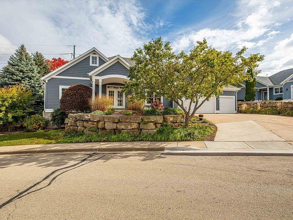 1st image of 71 Settler Hill Cir #28