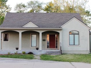 600 W Dennis Ave, Olathe, KS 66061