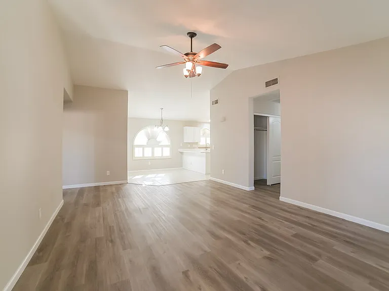 15345 W Lea Ln — Photo 4