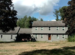 211 Oak Ridge Rd, Plaistow, NH 03865