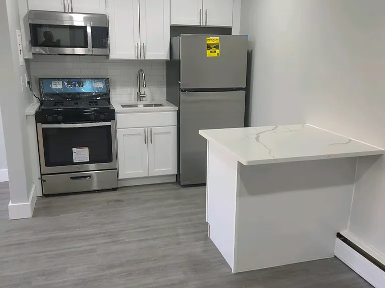 520 Beachway Ave #1B — Photo 1