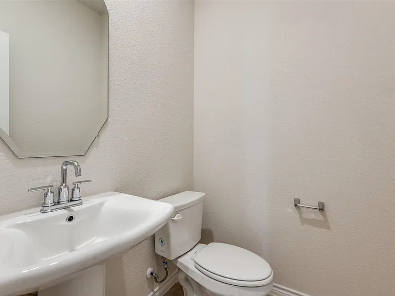 7221 Headingham Way — Photo 20