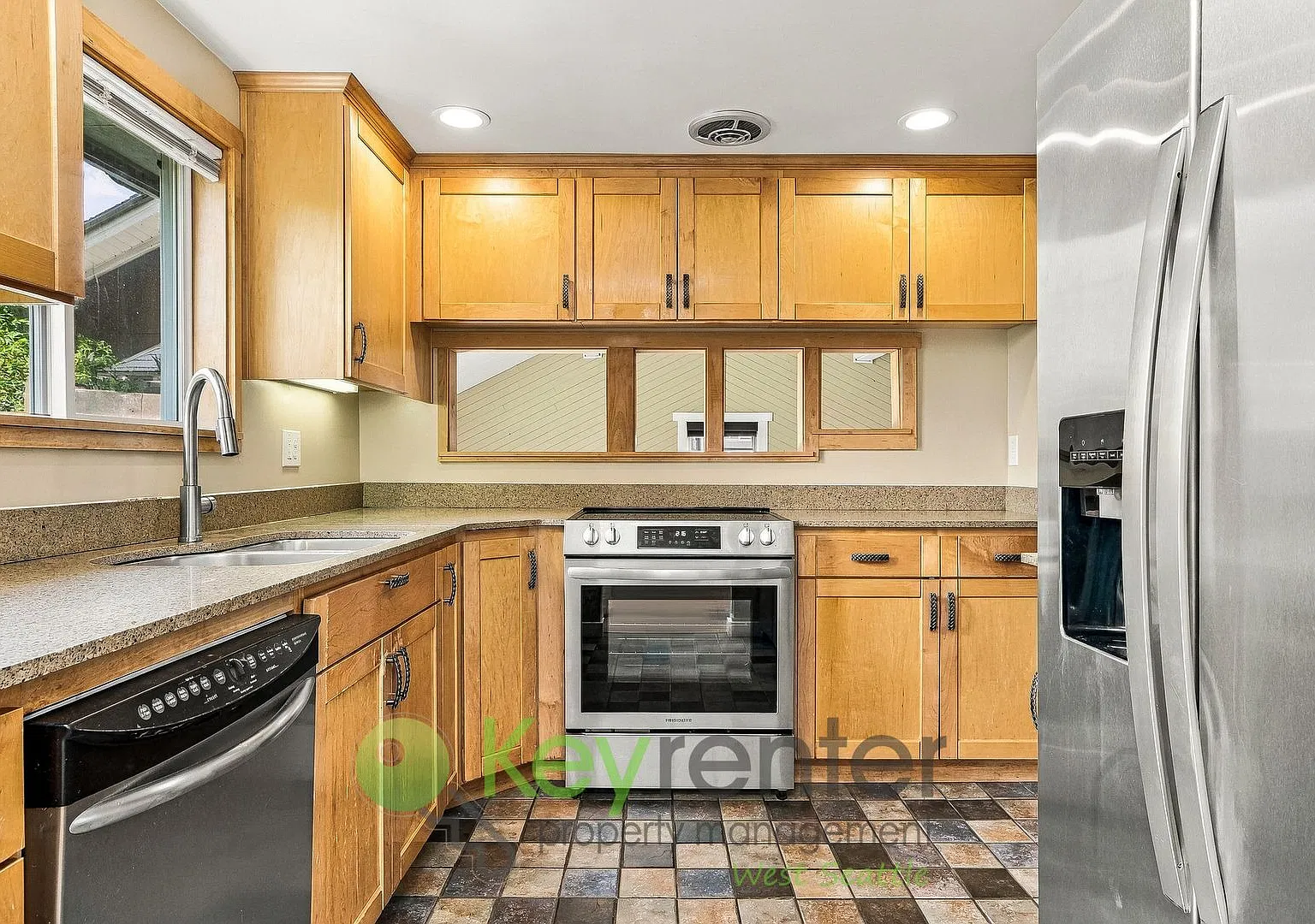 Charming Burien Retreat with Hardwood Floors and RV Parking — Photo 2