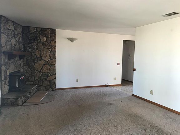 5th image of 8195 Pismo St