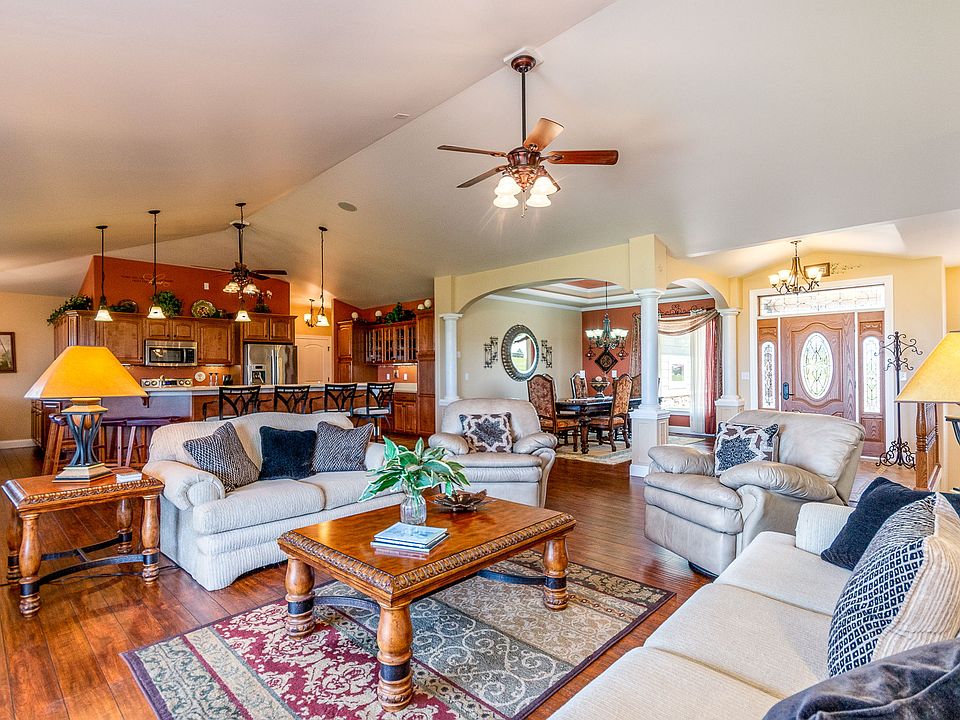 1st image of 5705 Lupine Dr