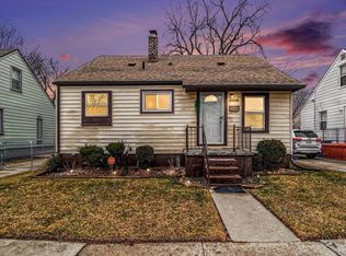 21852 Cyman Ave, Warren, MI 48091