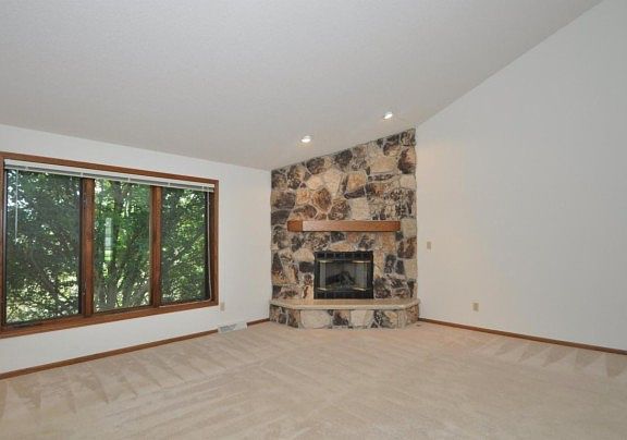 5th image of W350N5497 Lake Dr