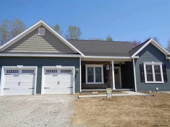 7 Hanna Court, Wynantskill, NY 12198