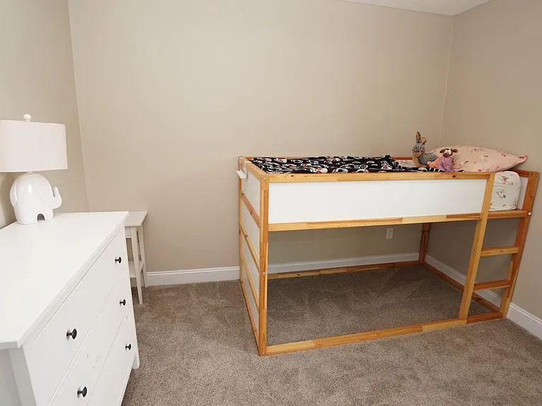 112 S Sea St — Photo 36