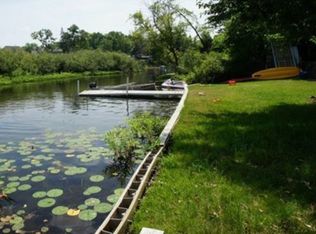 4824 Clinton Dr, Clarkston, MI 48346